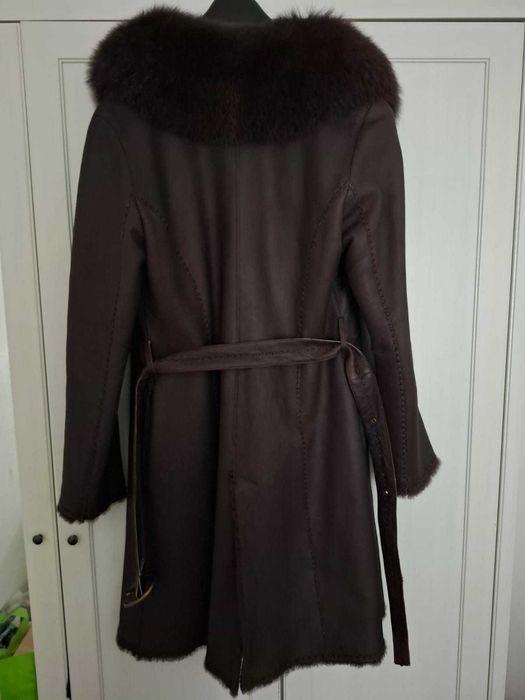 Casaco de pele e pêlo verdadeiro/ True fur coat