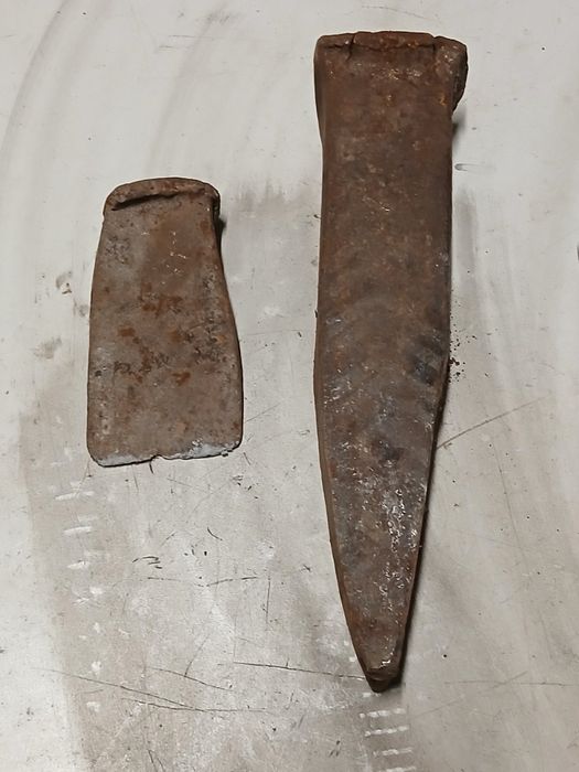 Kliny do drewna łupania