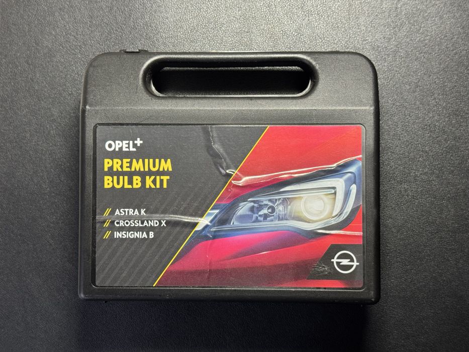 Opel Kit Substituição Lâmpadas e Fusíveis - Opel + Premium Bulb Kit