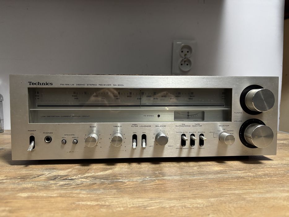 Technics sa-300L amplituner wzmacniacz vintage