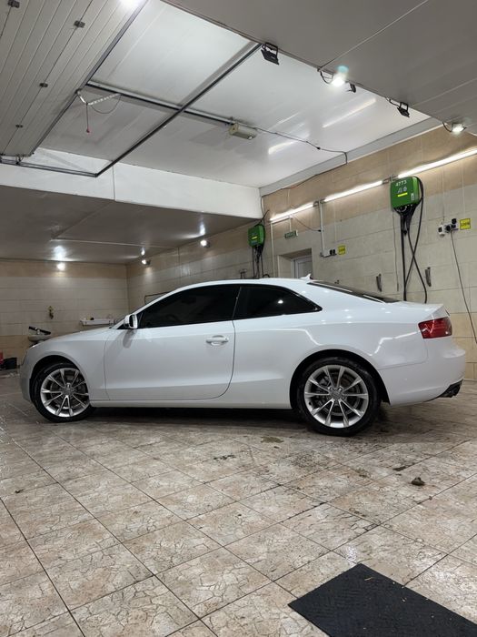 Audi A5 quattro (Premium plus)