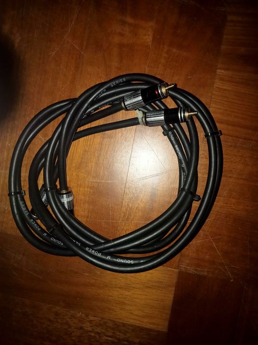 Cabos RCA HiFi VooDoo Opus 1 e outros
