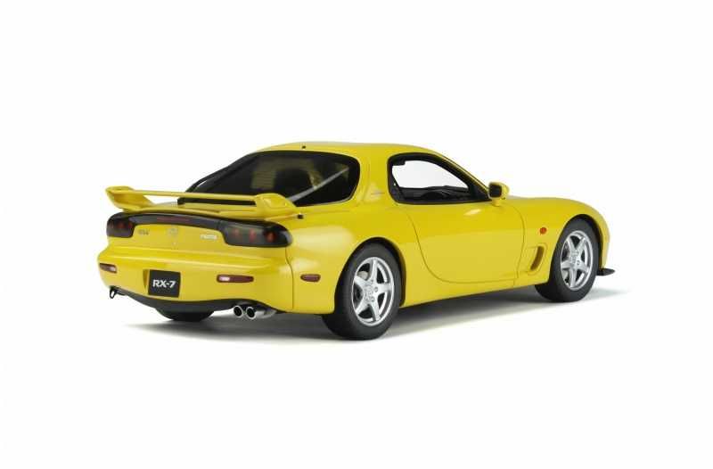 Model Mazda RX7 (FD) Type R Bathurst R 1:18 Ottomobile OT397