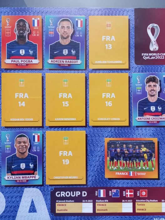 Álbum Panini Mundial Qatar 2022 – Capa Dura – Quase Completo – Com Mes