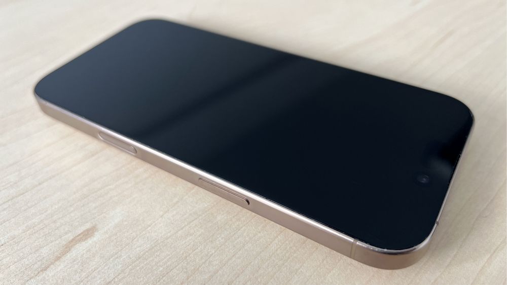 iPhone 16 Pro 256 na gwarancji