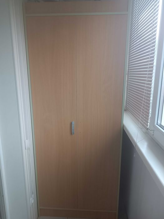 шафа в гарному стані 2000