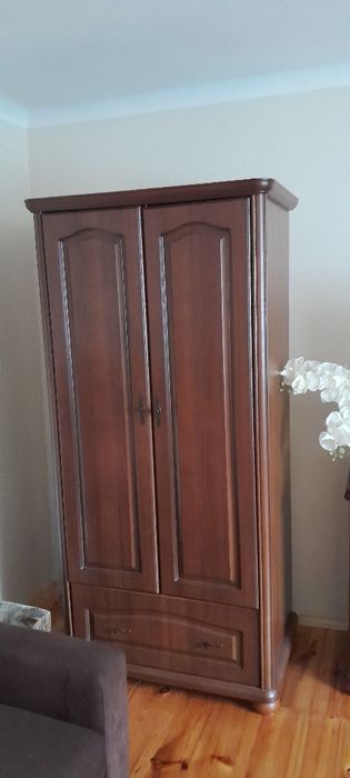 Komplet mebli szafa komoda witryna