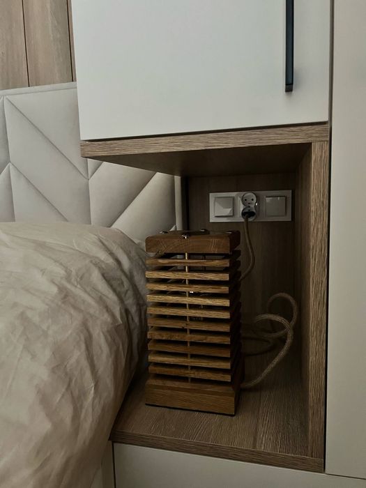 Ręcznie wykonana lampka – idealna do sypialni i salonu