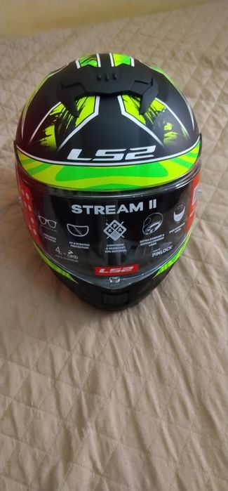 Capacete LS2 novo.