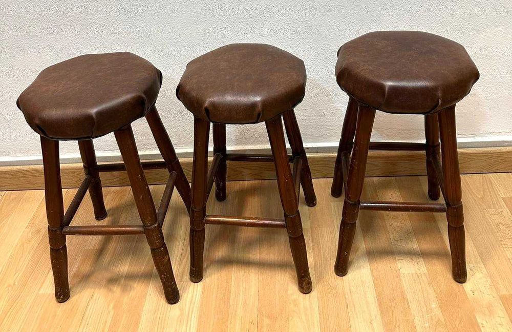 Bancos dxe cozinha em madeira maciça