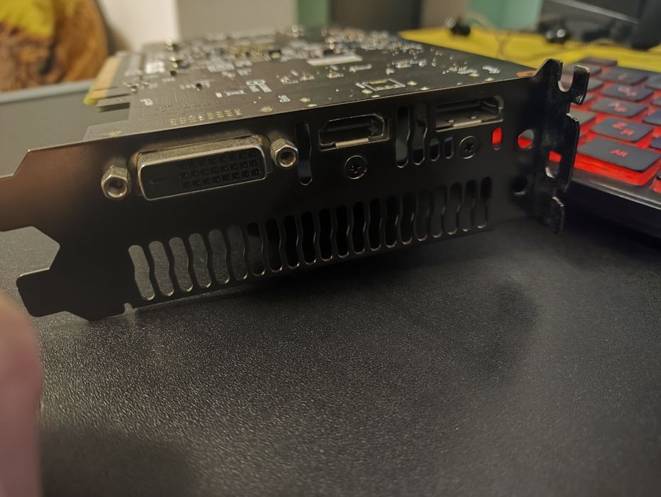 Asus GTX 1050 Ti 4GB відеокарта