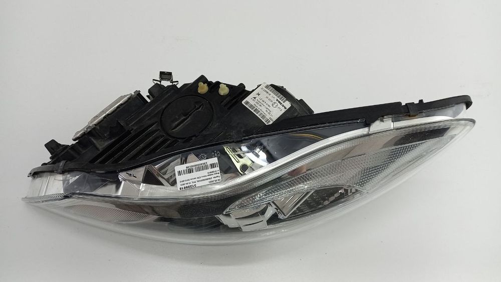 Фара левая Volvo C30 xenon 2010-2012 31299818