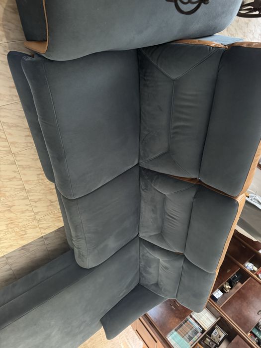 Sofá chaise longue azul