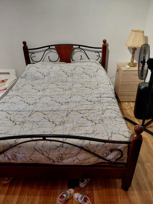 Vendo cama de casal