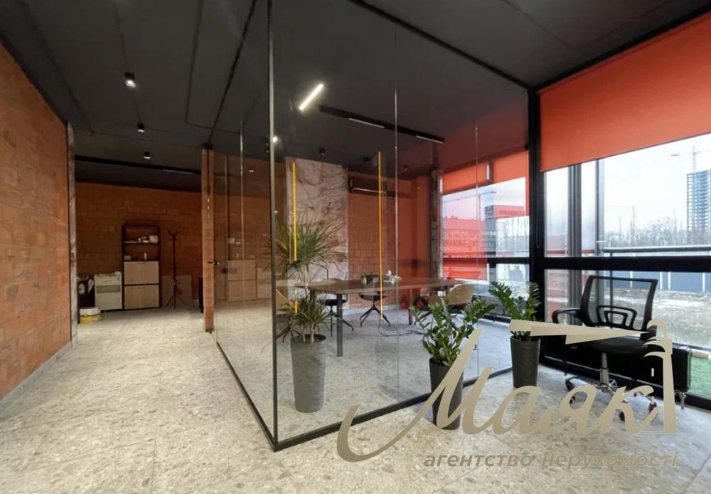 Аренда офиса Французский квартал 2 ул. Маккейна Предславинская Печерск