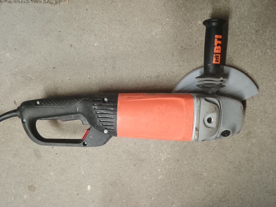 Szlifierka kątowa BTI WKS 230-E moc 2400 W