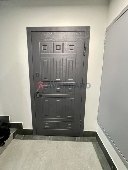 Продам квартиру з терасою