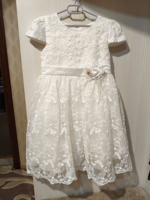 Сукня дитяча святкова, біла сукня мереживо