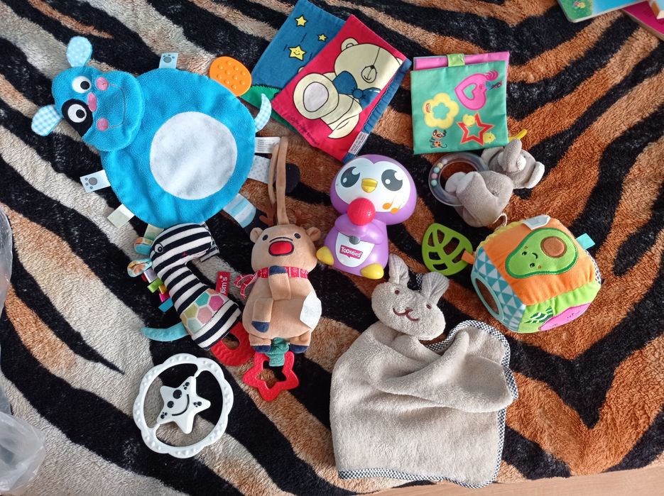 Paka Mix zabawek niemowlęcych