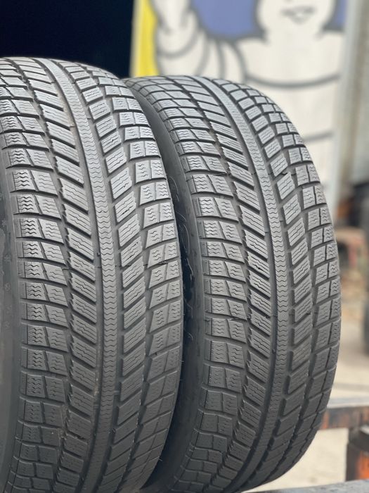 Шини Зимові 2шт 215/55 R17 Sayron Everest 1+