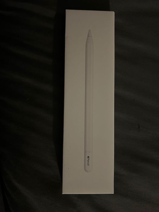 iPad Air 11” 2024, 128GB + Pencil + Etui z klawiaturą + szkło