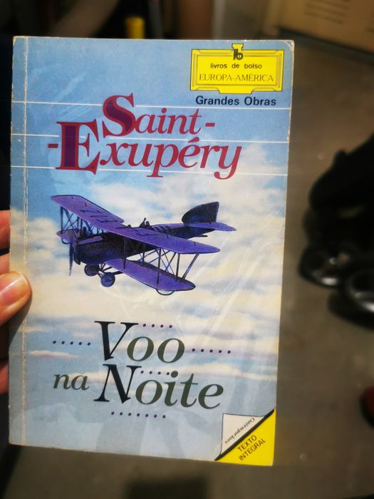 Livro voo na noite Saint-Exupéry