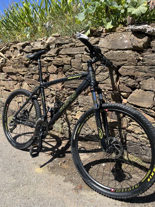 Bicicleta BERG Trailrock 1 Roda 26 Quadro 19” L | Travões Hidráulicos