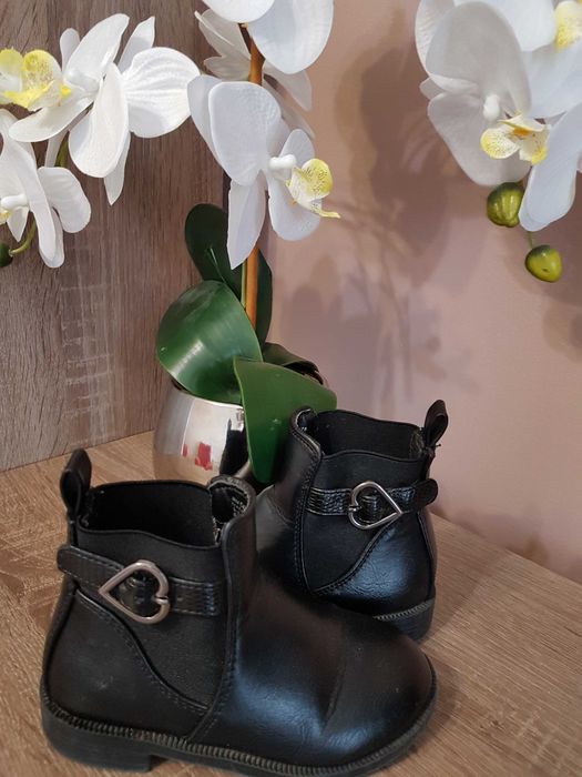 Nowość 2024:) skórzane botki PRIMARK roz 23