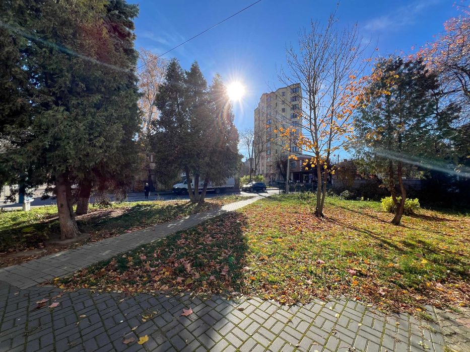 Оренда ком.прим. вул.Довга (Поліклініка)