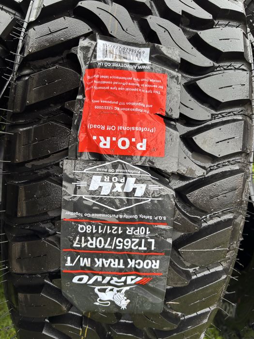 Шини болотяні-грязьові, М/Т 265/70/R17. Нові