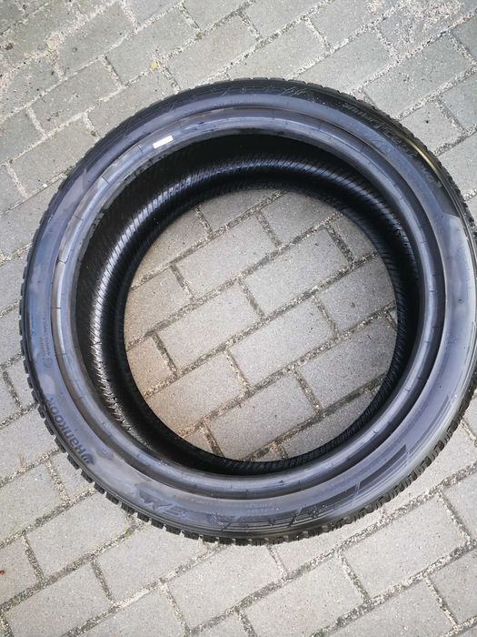 Opony zima 255/40R20 Hankook Vinter Evo3