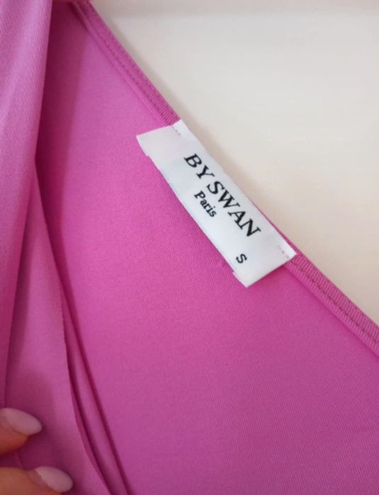 Sukienka długa różowa