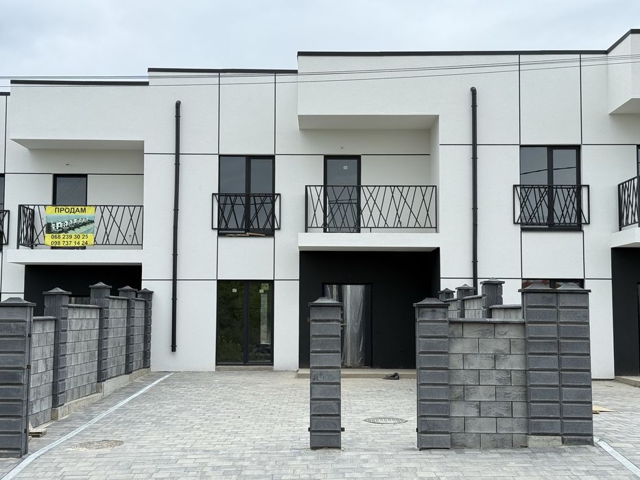 Котедж На Щасливому! Опалення! Підключені мережі!