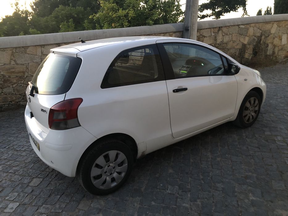 Toyota yaris 1.4 D comercial