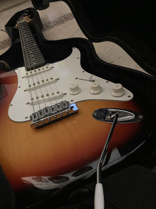 Guitarra Electrica + Hard case