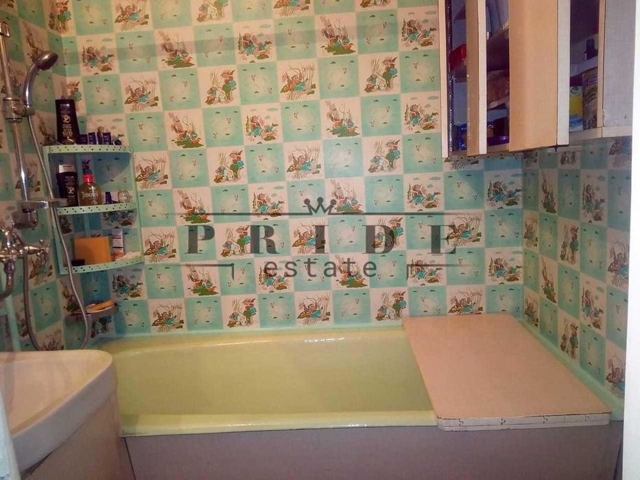 **Продаж двокімнатної квартири, вул. Бальзака, 38, Деснянський район