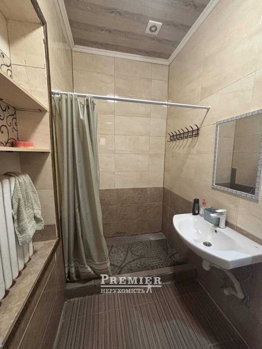 Дом 110м2 ,Киевский р-н/ 4 комнаты/ Участок, зона барбекю, парковка