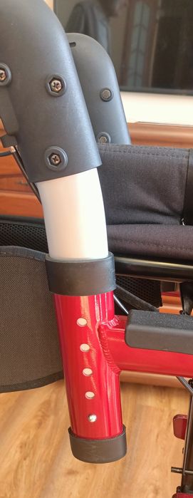 Balkonik chodzik dla starszej osoby składany