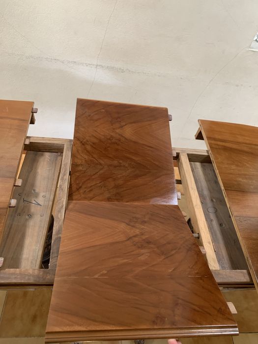 Mesa - Madeira de mogno