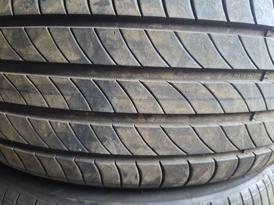 235x45x20 100v michelin primacy4 s1 demo dot22r