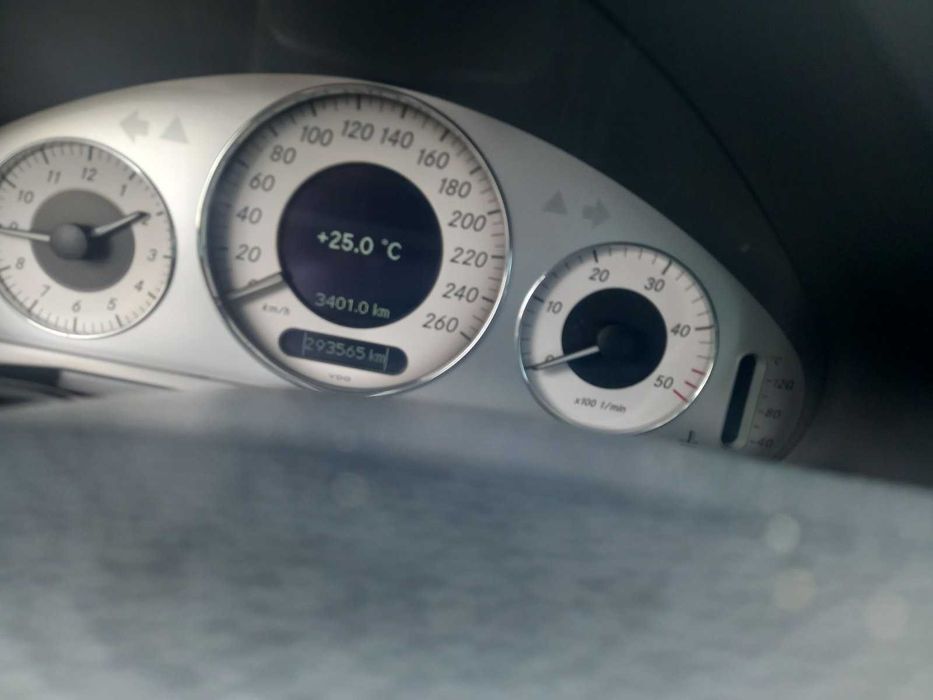 Продам автомобіль Mersedes 2.7 CDI 2005 року,для військового