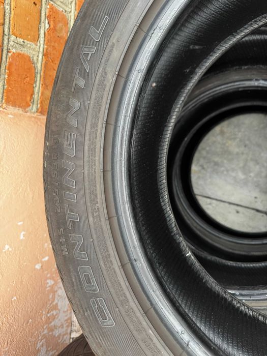 Шини CONTINENTAL 235/55 R19 105V, CrossContact LX Sport, всесезонна