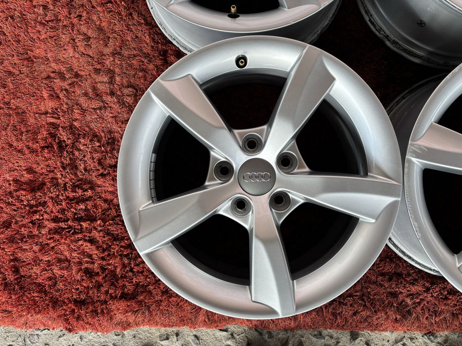 Original Audi a3 a4 a6 Volkswagen Seat Skoda R16 5x112
