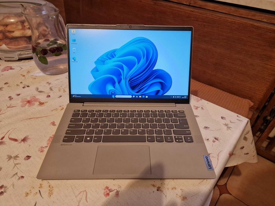-> Lenovo 8 rdzeni Ryzen 7 4800U 16GB RAM 512GB SSD Bateria 85% 14" IPS FHD | Ideapad 5