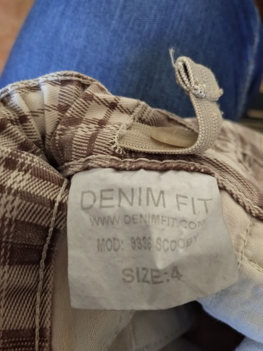 Calções de menino tamanho 4 anos