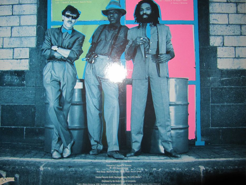 Пластинка - BAD BOYS BLUE -Hot Girls, Bad Boys- 1985 *Оригинал (NM)