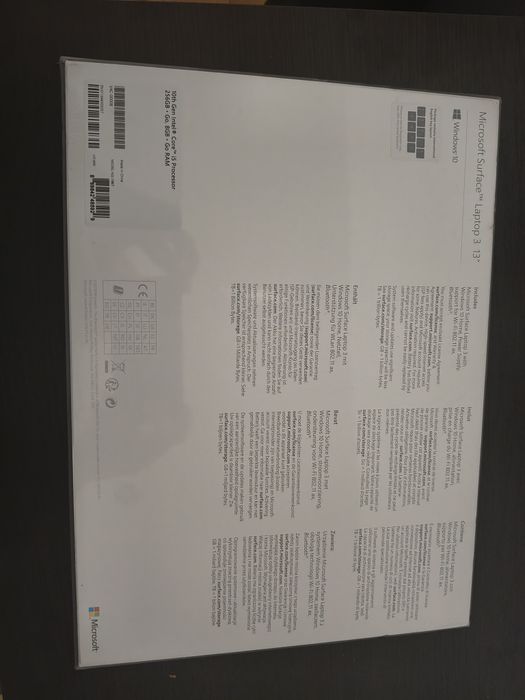 Microsoft Surface laptop 3 i5 8GB 256GB SSD Windows 10  13".