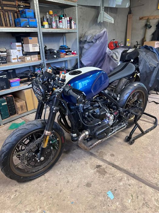 Мотоцикл custom (cafe racer)