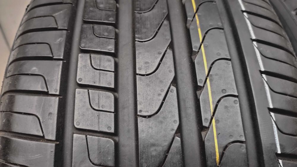 шини 235/45R18  99%. 23-24р. Pirelli