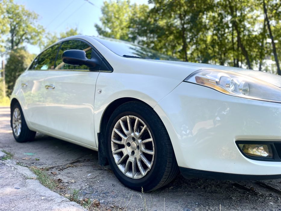 Fiat Bravo 2012, 1.6 MT